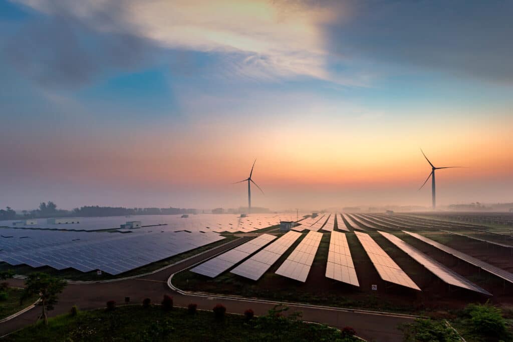 A hybrid power plant with complex control.